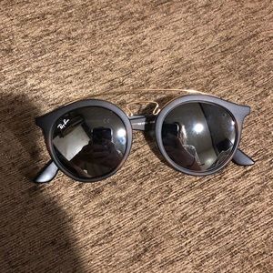 Ray Ban RB4256 Gatsby Sunglasses